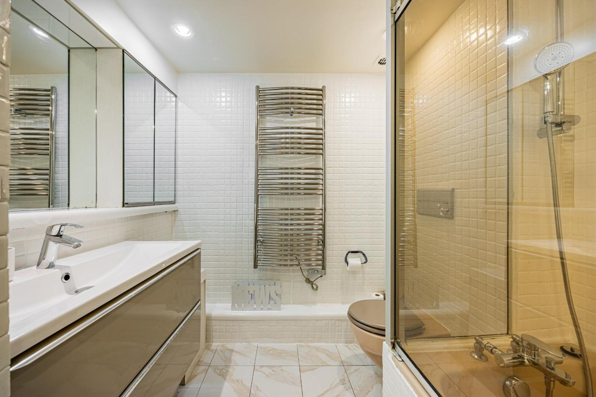 Appartement Studio Cozy Arc De Triomphe Champs Elysees 8eme